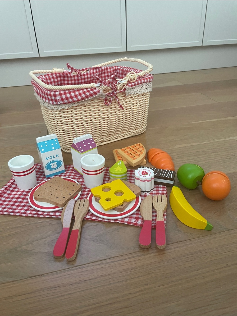Kids Wooden Picnic Playset with Red Gingham Basket Liner